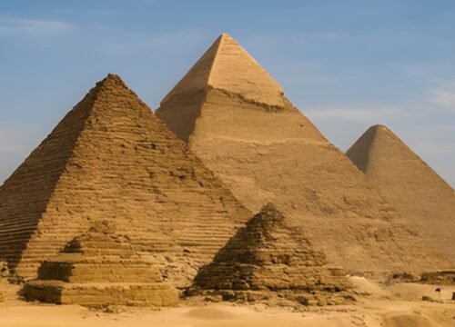 Cairo Day Trip by Minivan from Hurghada